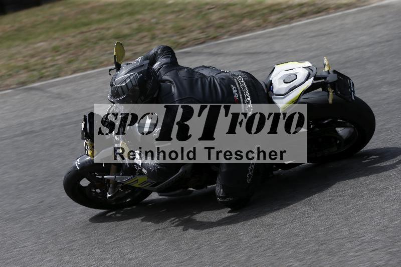 /22 06.07.2026  Pluess Moto Sport ADR/Freies Fahren/86